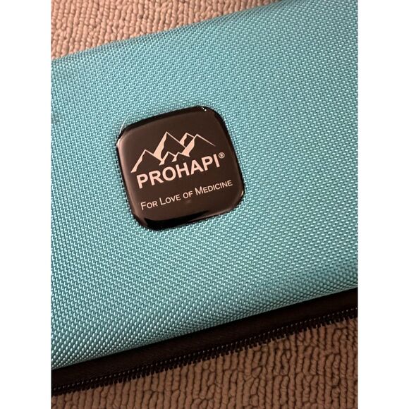 PROHAPI Hard Stethoscope Carrying Case with ID Slot Mesh Pocket - Picture 3 of 8